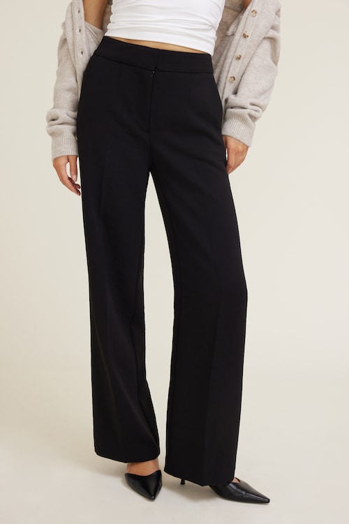 Yasmin Straight Leg Pants