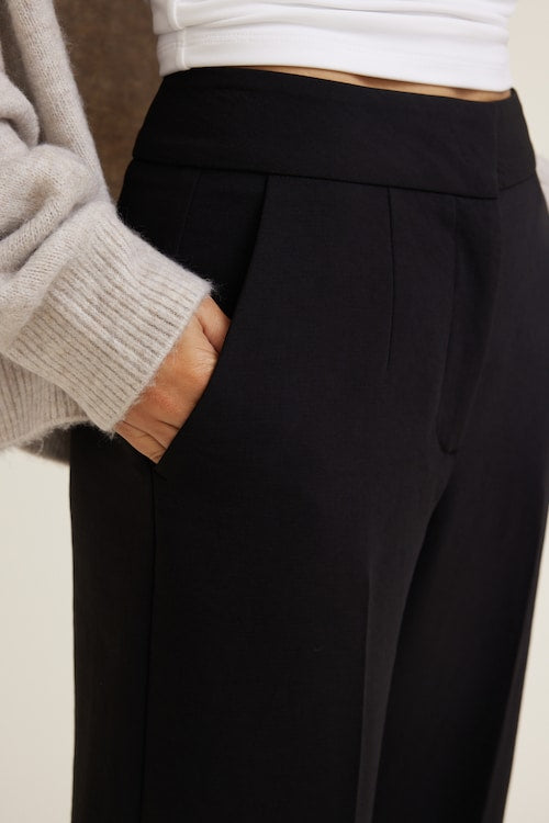 Yasmin Straight Leg Pants
