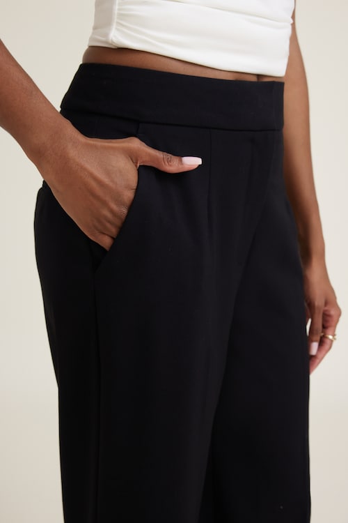 Yasmin Airflow Straight Leg Pants