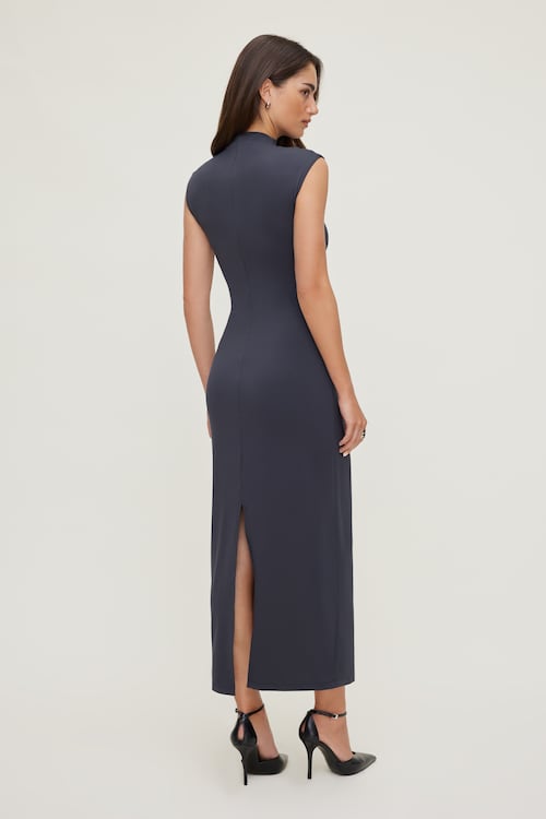 Bria Sculpt Maxi Dress