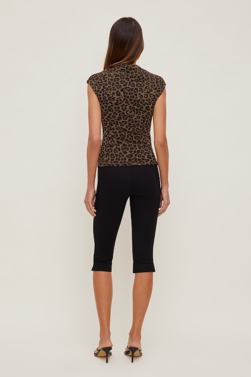 Bria Sculpt Top
