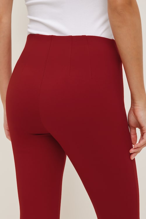 Liv Capri Pants