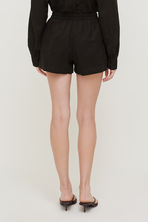 Linen High Rise Shorts