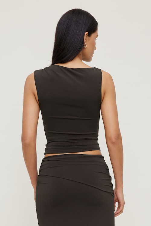 Sculpt Metal Detail Top