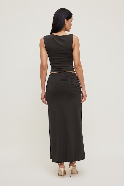 Sculpt Slit Maxi Skirt