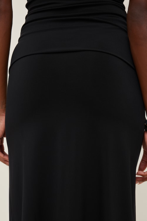 Sculpt Slit Midi Skirt