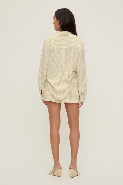 Linen High Rise Shorts