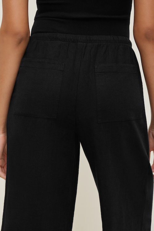 Leo Linen Capri Pants